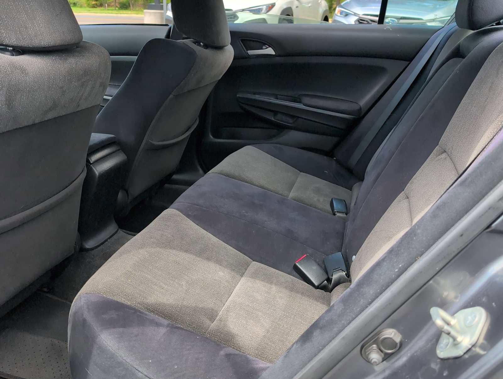 Used 2010 Honda Accord LX image 18