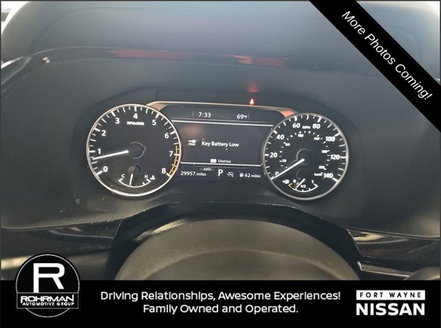 Used 2024 Nissan Pathfinder SL AWD/4WD image 8
