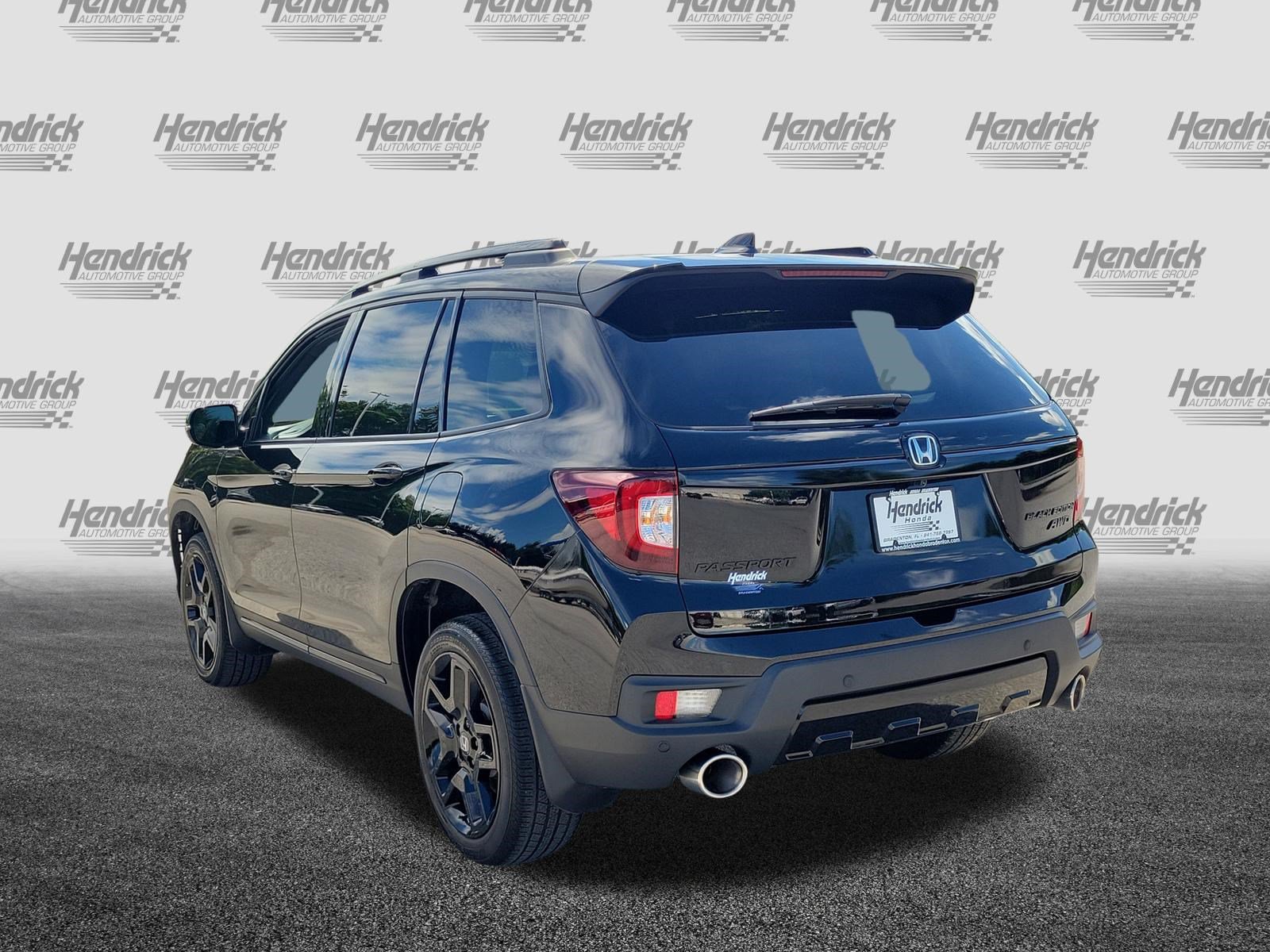 Used 2025 Honda Passport Black Edition image 8
