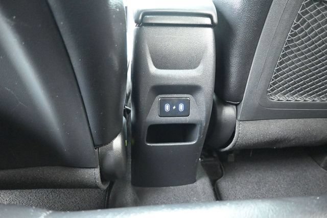Used 2024 Hyundai Venue SEL FWD image 23