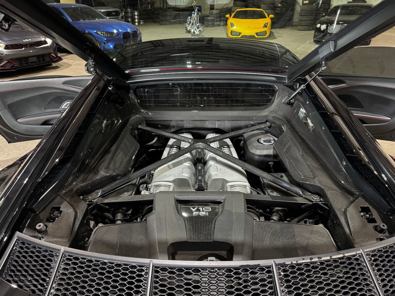 Used 2017 Audi R8 V10 plus image 18