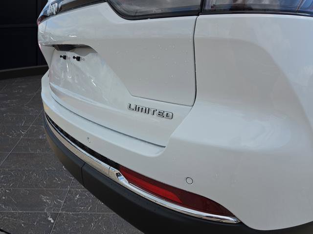 New 2025 Jeep Grand Cherokee Limited w/ Luxury Tech Group II image 39