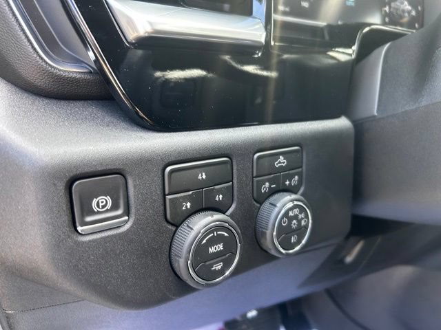 New 2026 Chevrolet Silverado 3500 LT AWD/4WD image 16