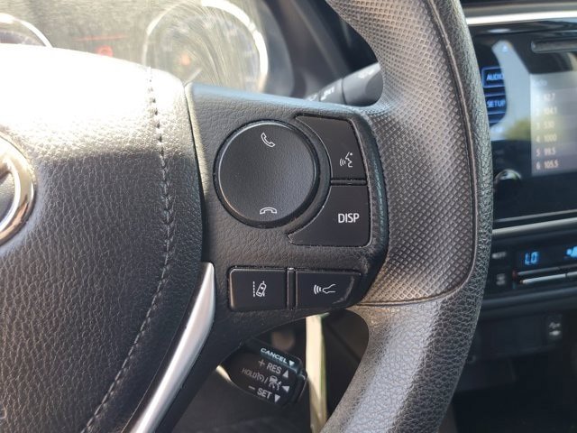 Used 2019 Toyota Corolla LE FWD image 31