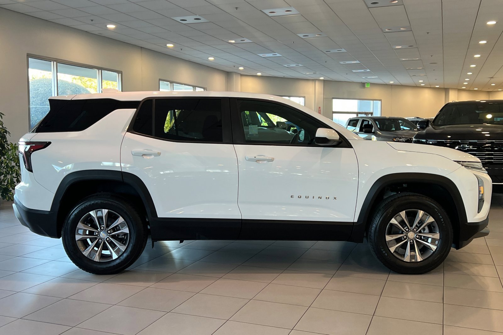 New 2026 Chevrolet Equinox LT image 3