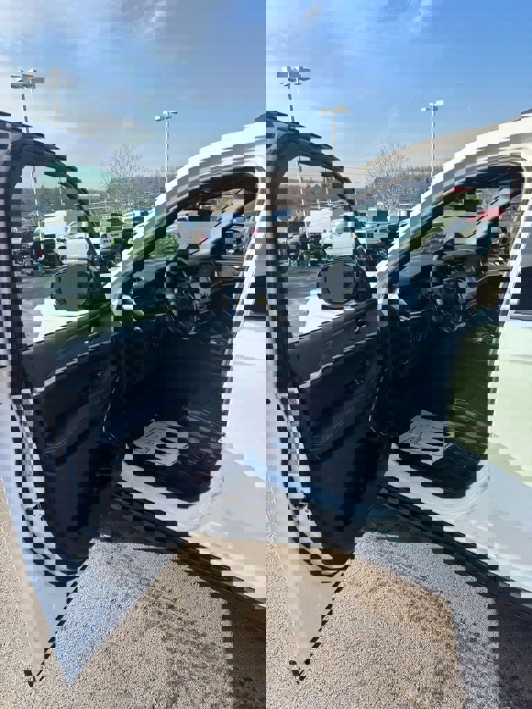 New 2026 Jeep Grand Cherokee Limited image 8