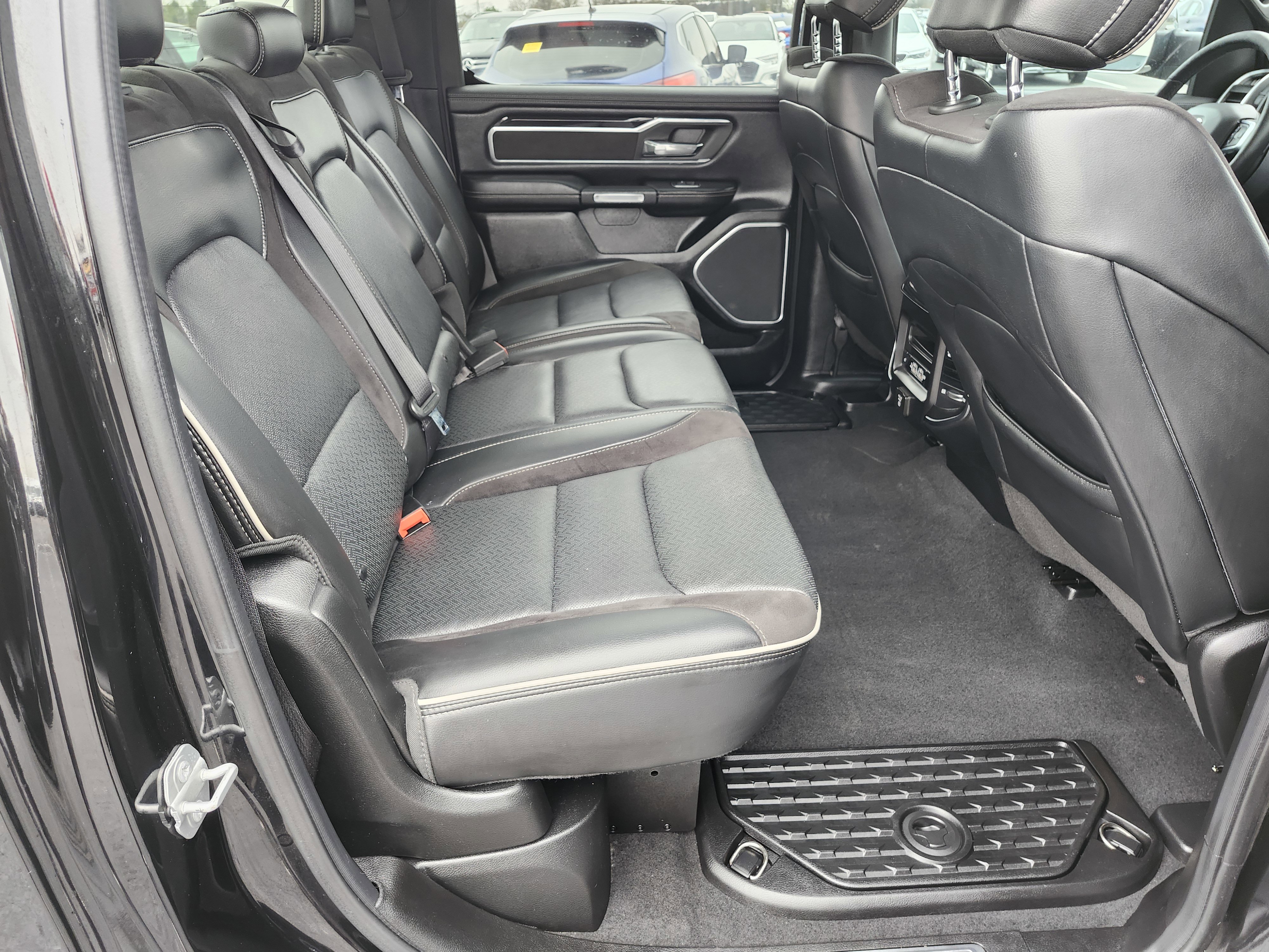 Used 2019 RAM 1500 Laramie image 20