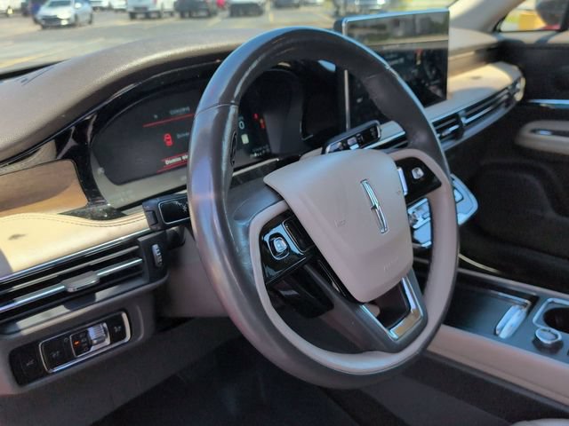 Used 2023 Lincoln Corsair Reserve w/ Equipment Group 201A FWD image 11
