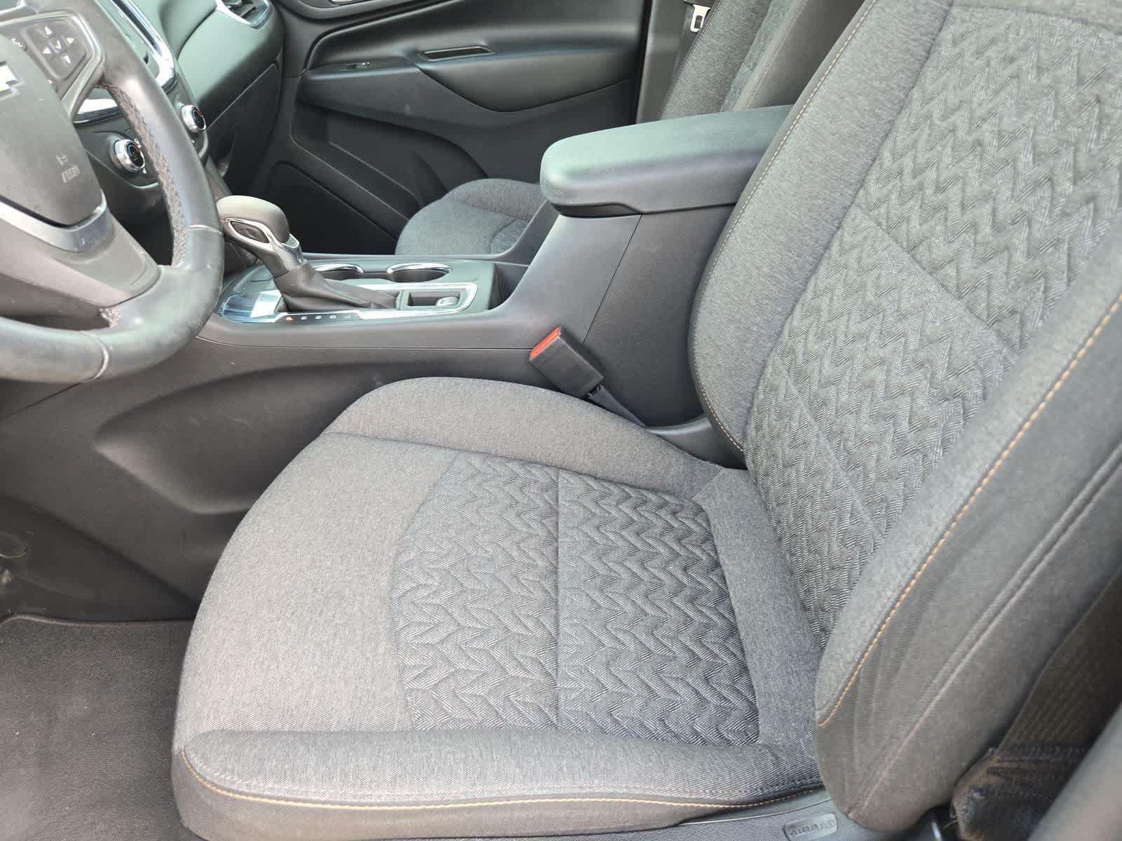 Used 2023 Chevrolet Equinox LT FWD image 14