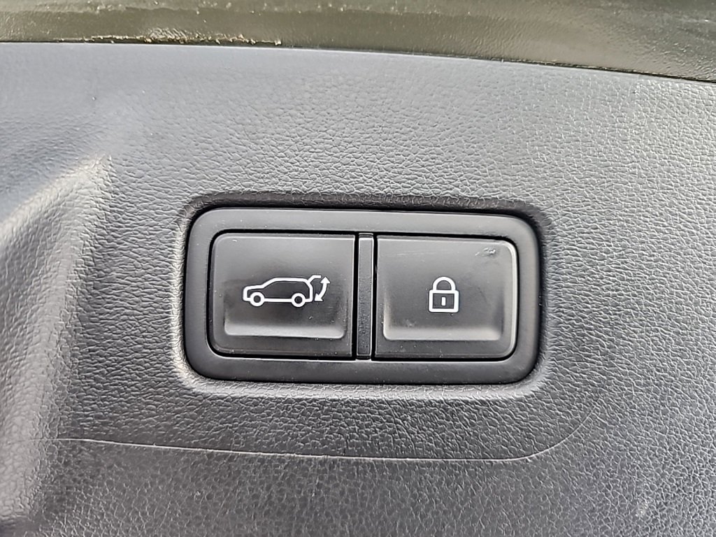 Certified 2025 Hyundai Santa Fe SEL image 44