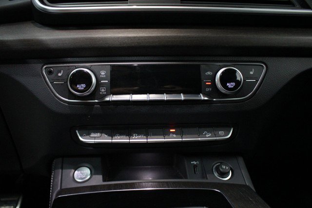 Used 2024 Audi Q5 2.0T Premium Plus image 17