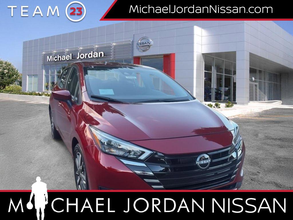 New 2025 Nissan Versa SV