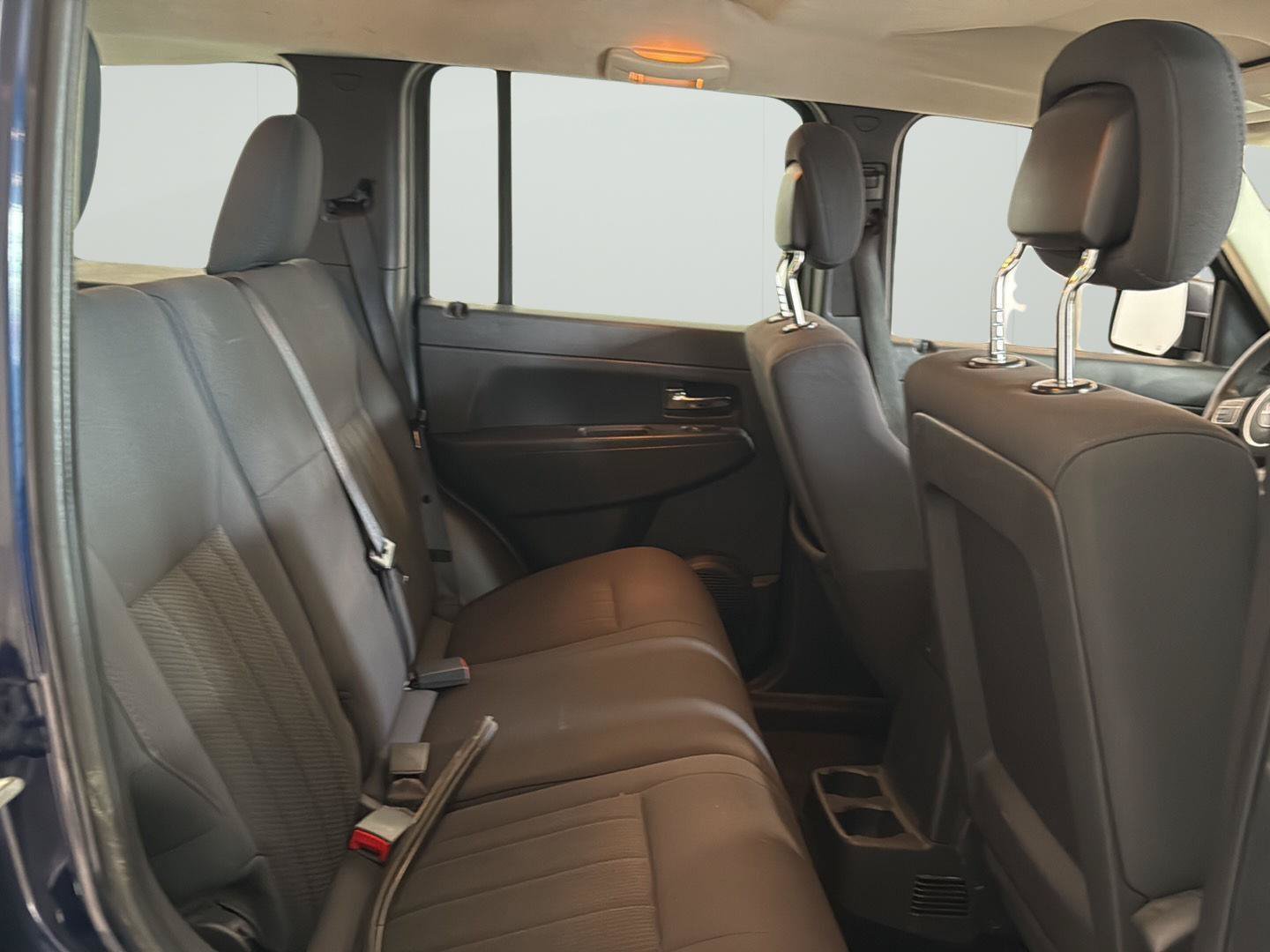 Used 2012 Jeep Liberty Sport AWD/4WD image 15