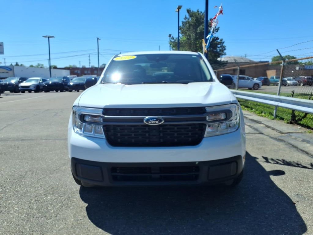 Used 2024 Ford Maverick XLT w/ XLT Luxury Package FWD image 3
