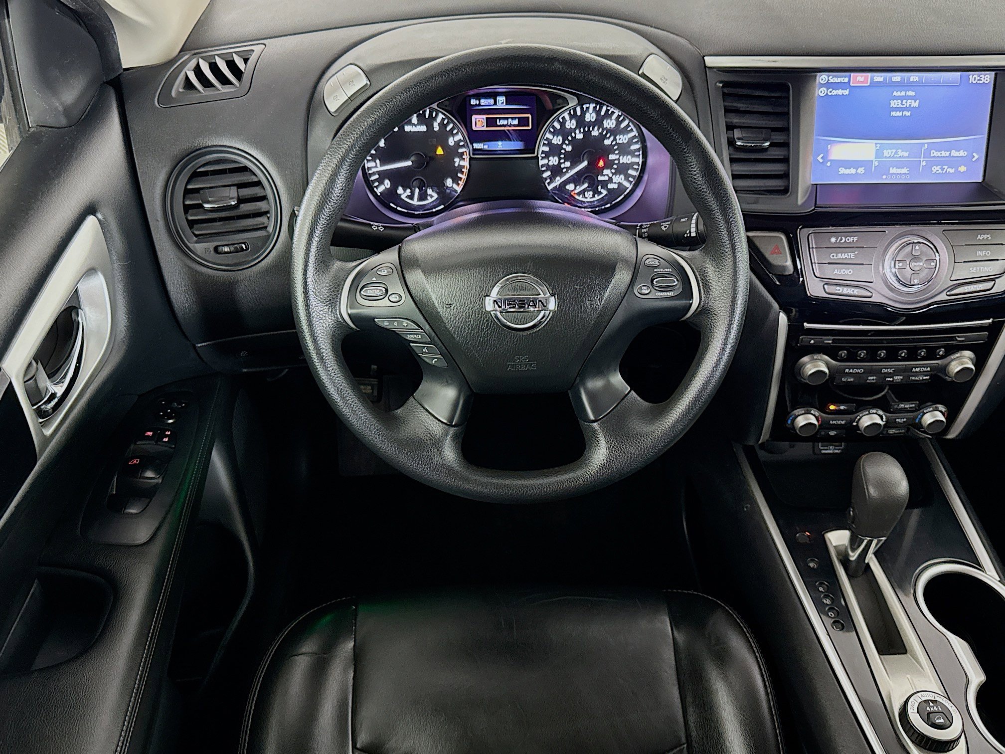 Used 2019 Nissan Pathfinder S AWD/4WD image 16