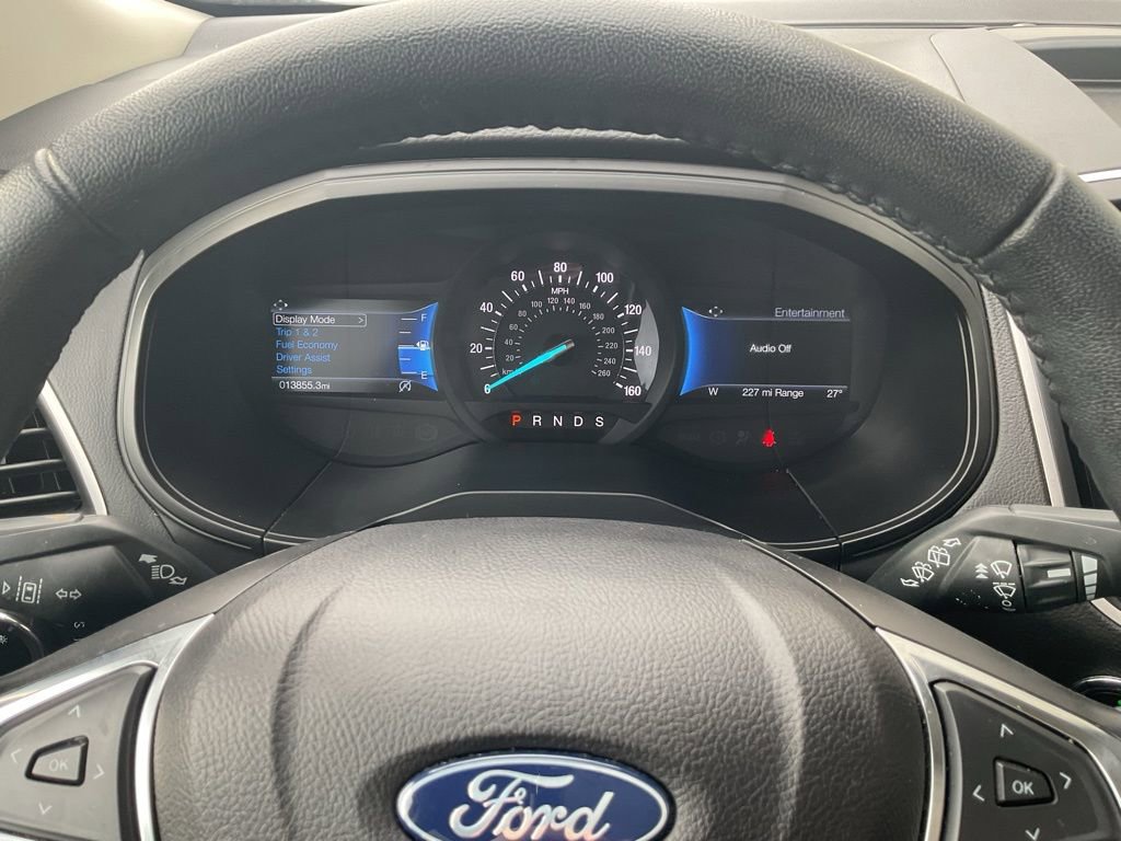 Used 2023 Ford Edge SEL w/ Convenience Package image 12