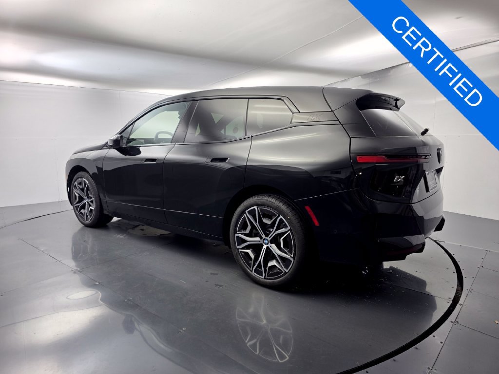 Certified 2026 BMW iX xDrive60 AWD/4WD image 6