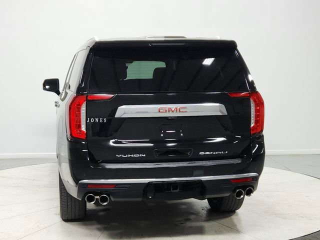 Used 2021 GMC Yukon XL Denali w/ Denali Premium Package image 6