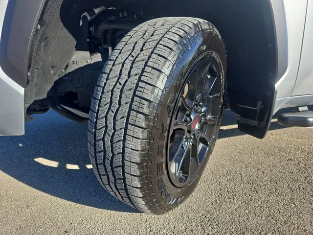 Used 2025 Toyota Tundra Limited image 31