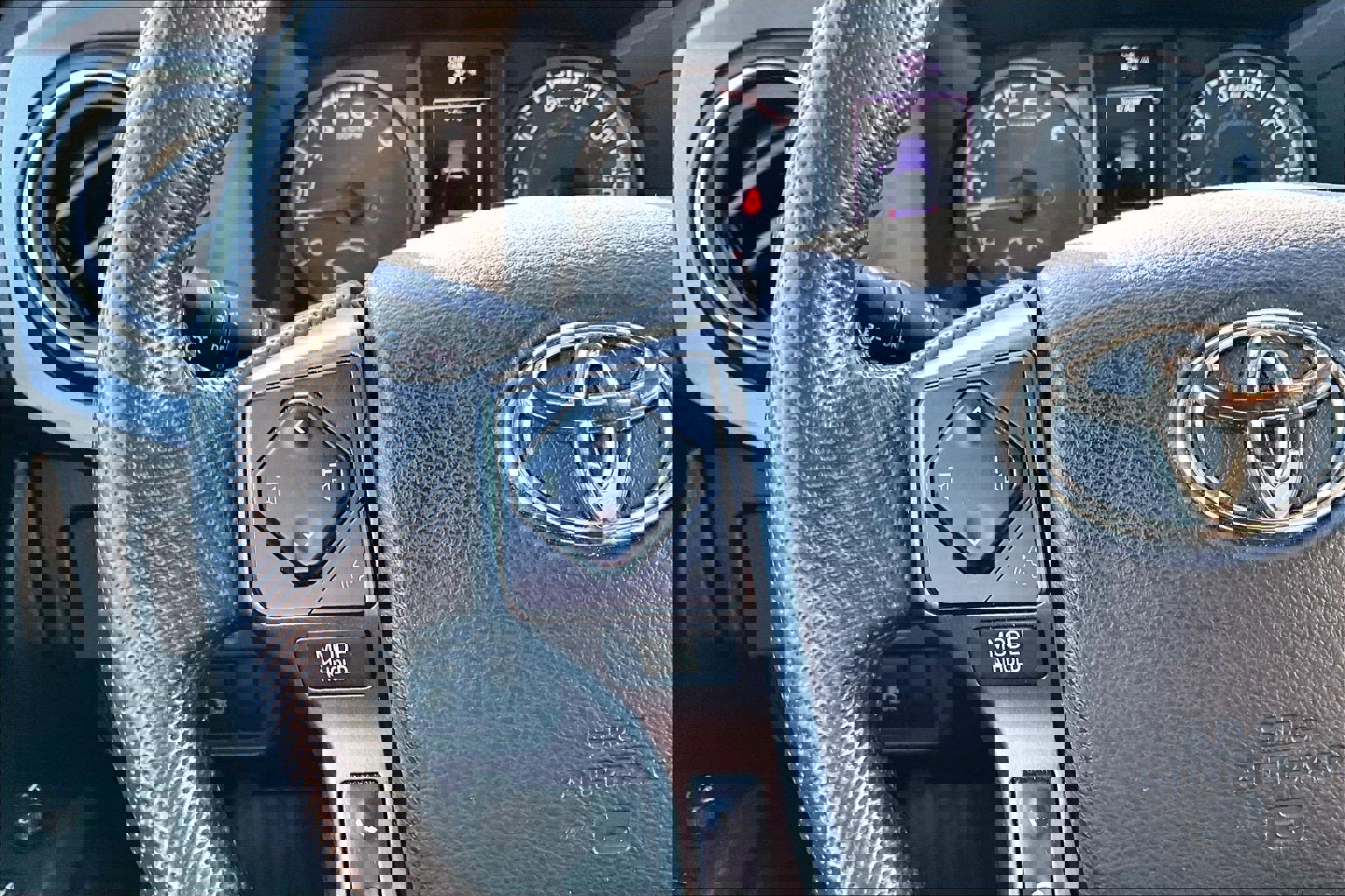 Used 2019 Toyota Tacoma TRD Sport image 24