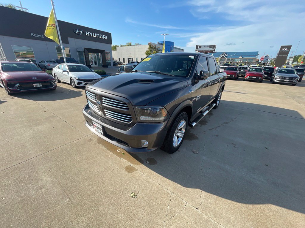 Used 2015 RAM 1500 Sport w/ Remote Start & Security Group AWD/4WD image 9