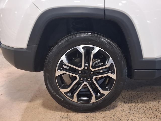 Used 2022 Jeep Compass Limited AWD/4WD image 11