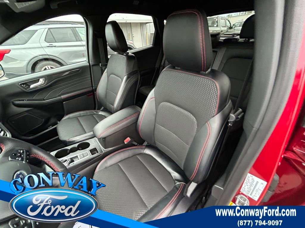 Used 2025 Ford Escape ST-Line Elite image 30
