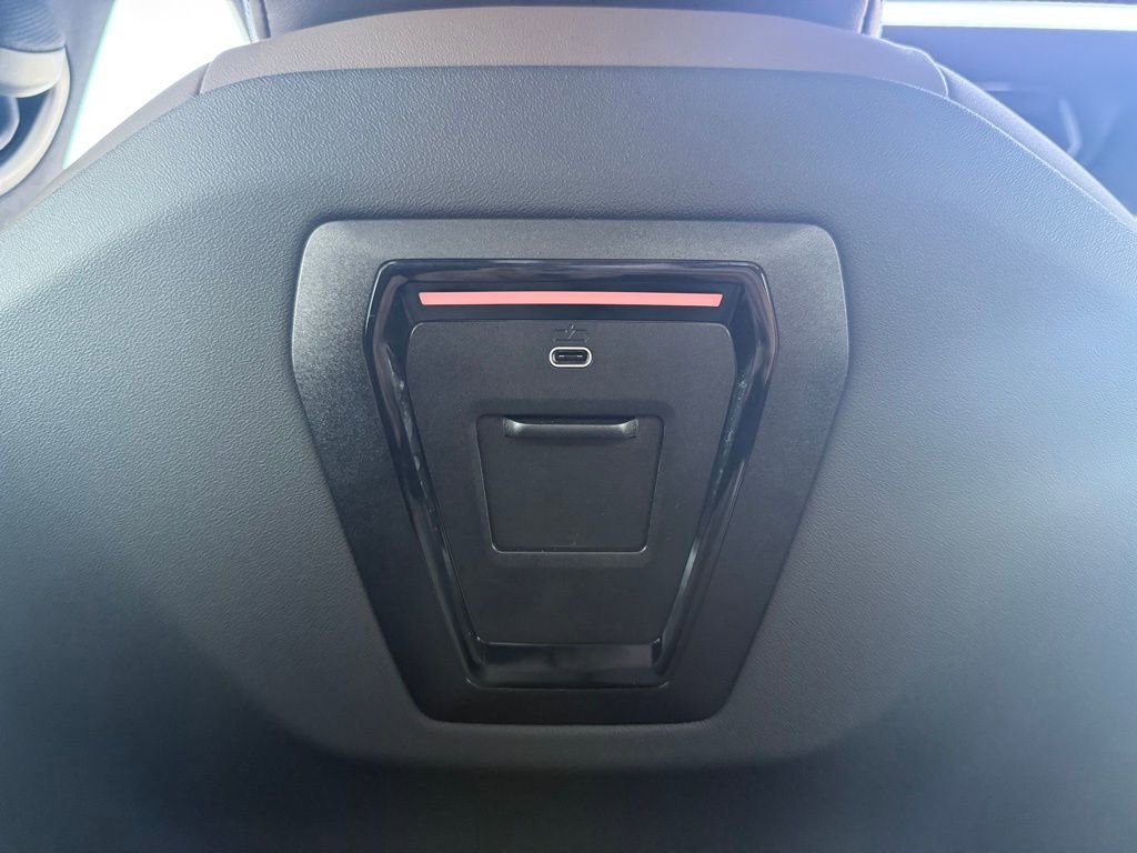 Used 2025 BMW 530i image 14