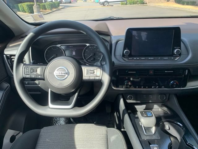 Used 2021 Nissan Rogue SV AWD/4WD image 14