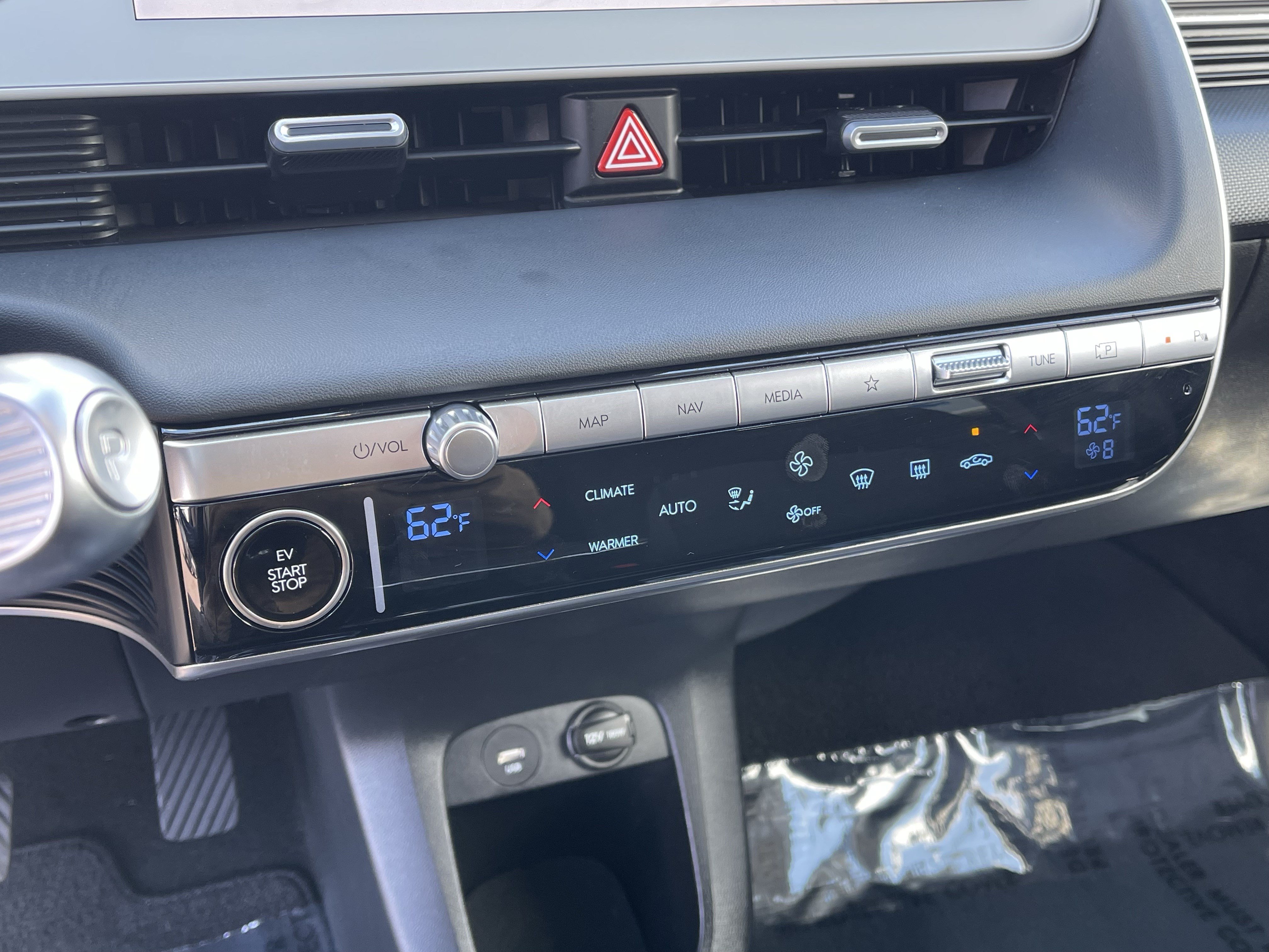 Certified 2024 Hyundai Ioniq 5 SEL RWD image 23