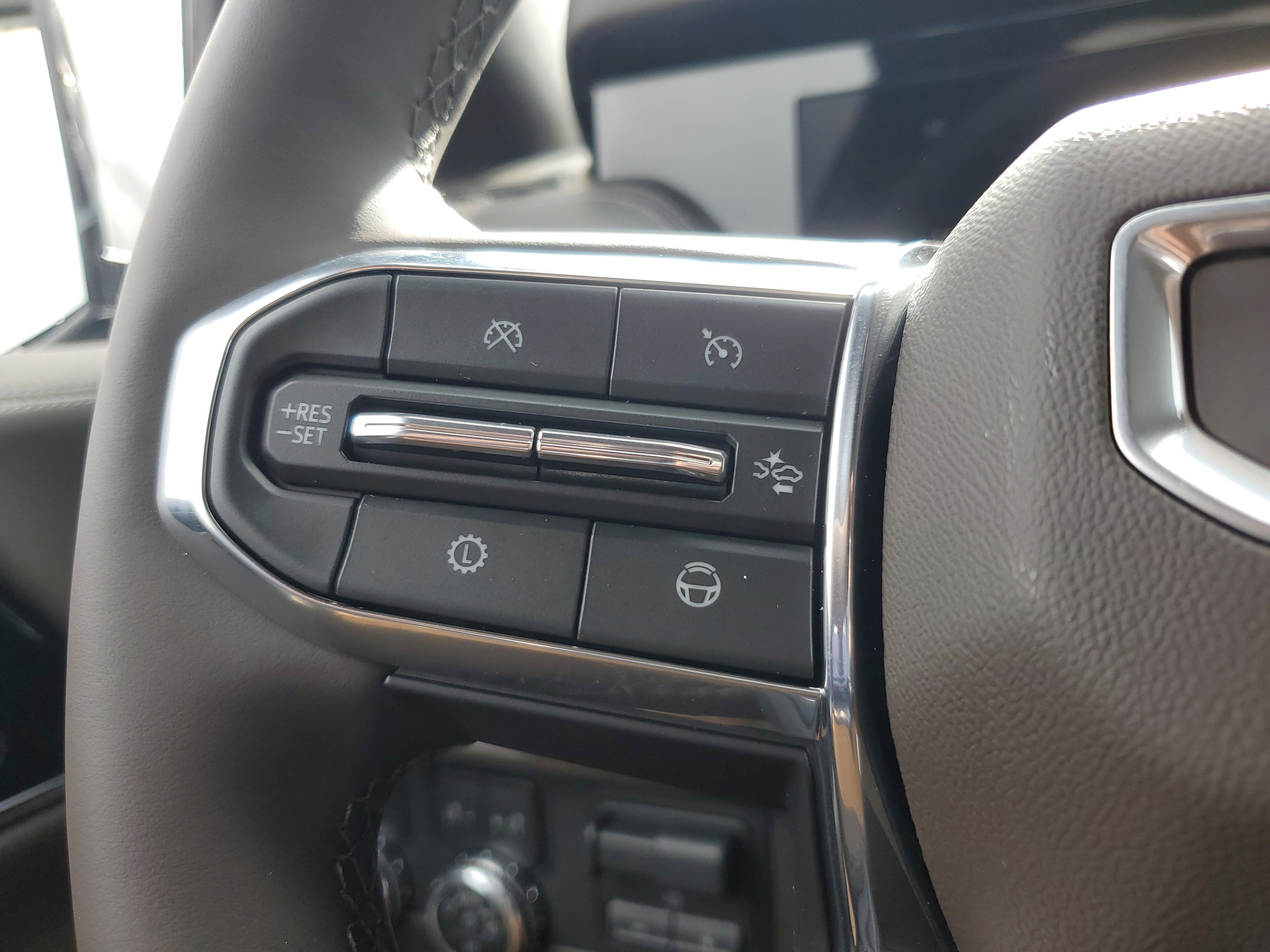 New 2026 GMC Yukon Elevation image 22