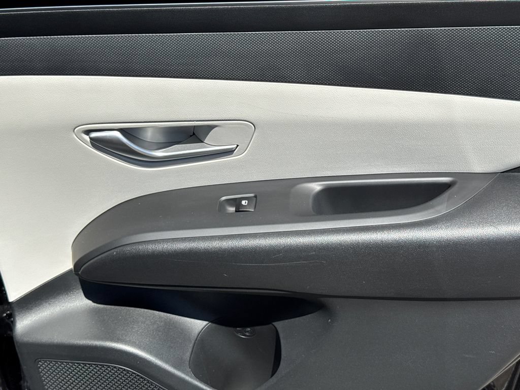 Used 2024 Hyundai Tucson SEL FWD image 18