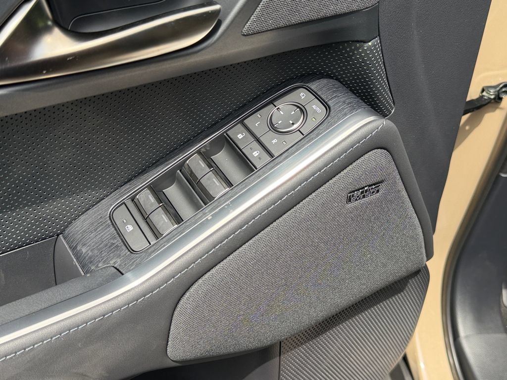 New 2026 Lexus GX 550 AWD/4WD image 18