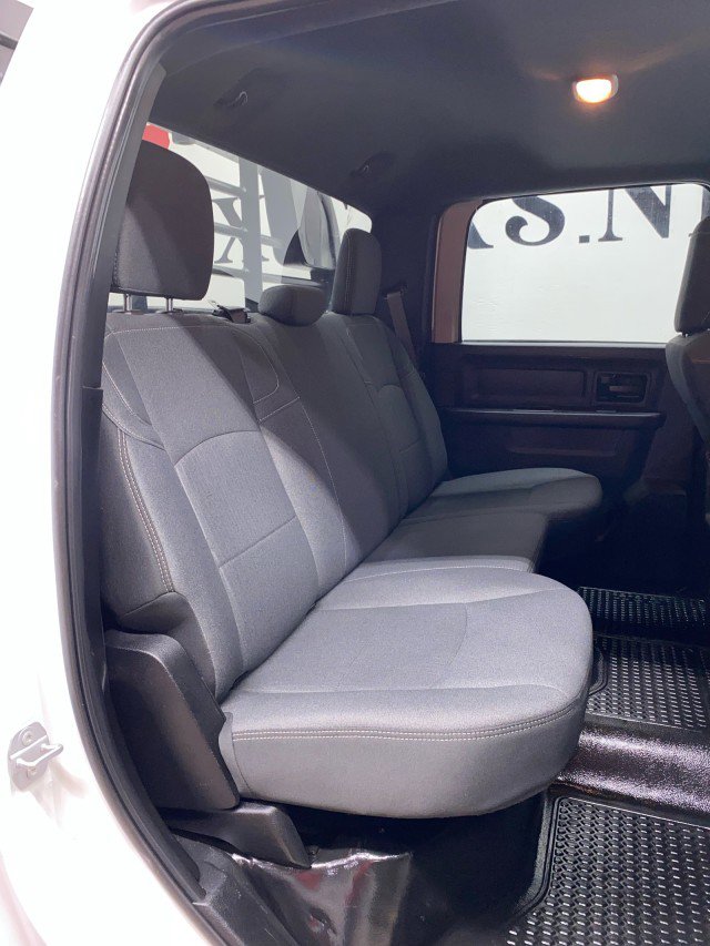 Used 2021 RAM 5500 Tradesman w/ Chrome Appearance Group image 19