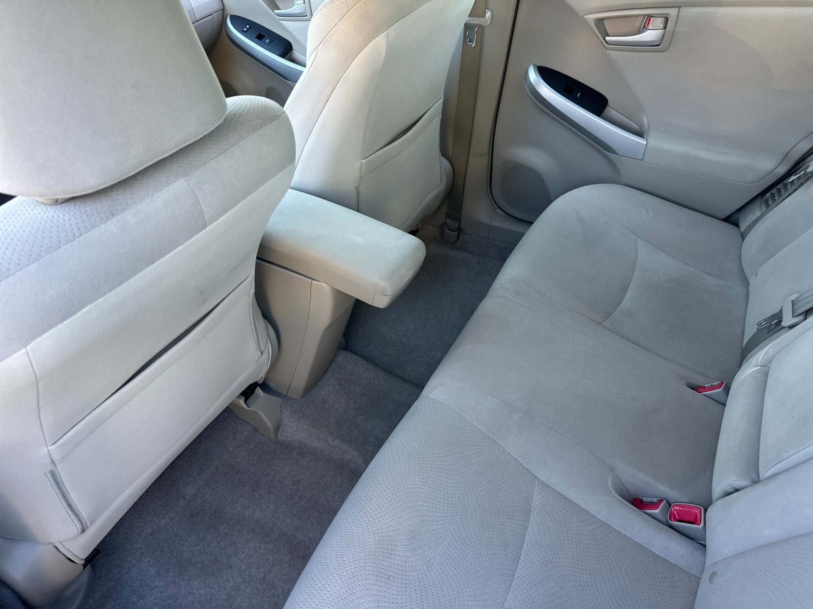 Used 2010 Toyota Prius Five FWD image 12
