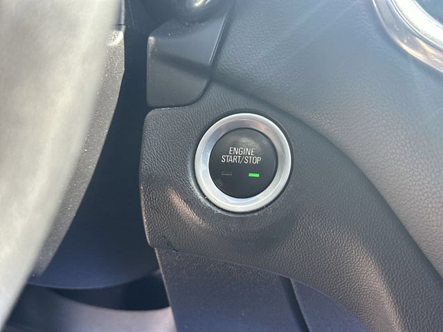Used 2019 Chevrolet Equinox LT w/ Sun & Navigation Package FWD image 19