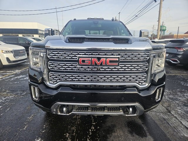 Used 2022 GMC Sierra 3500 Denali image 2
