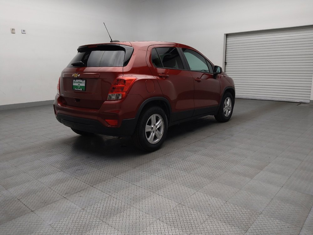 Used 2021 Chevrolet Trax LS w/ Tint and Cruise Package image 9