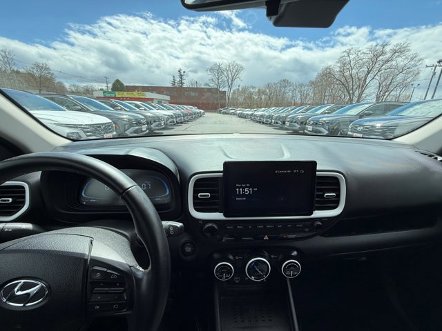 Used 2023 Hyundai Venue Limited w/ Cargo Package image 28