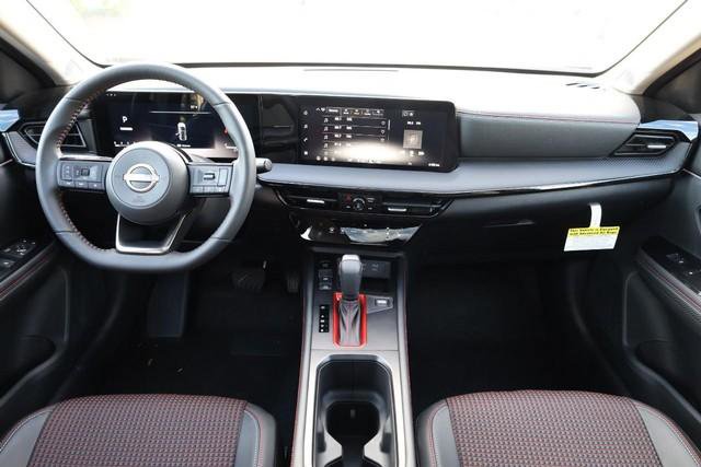 New 2026 Nissan Kicks SR w/ SR Premium Package AWD/4WD image 25