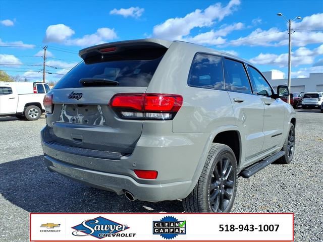 Used 2022 Jeep Grand Cherokee Laredo X image 7