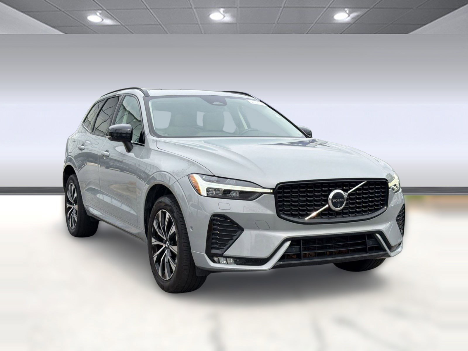 Certified 2024 Volvo XC60 B5 Plus w/ Protection Package Premier AWD/4WD image 7