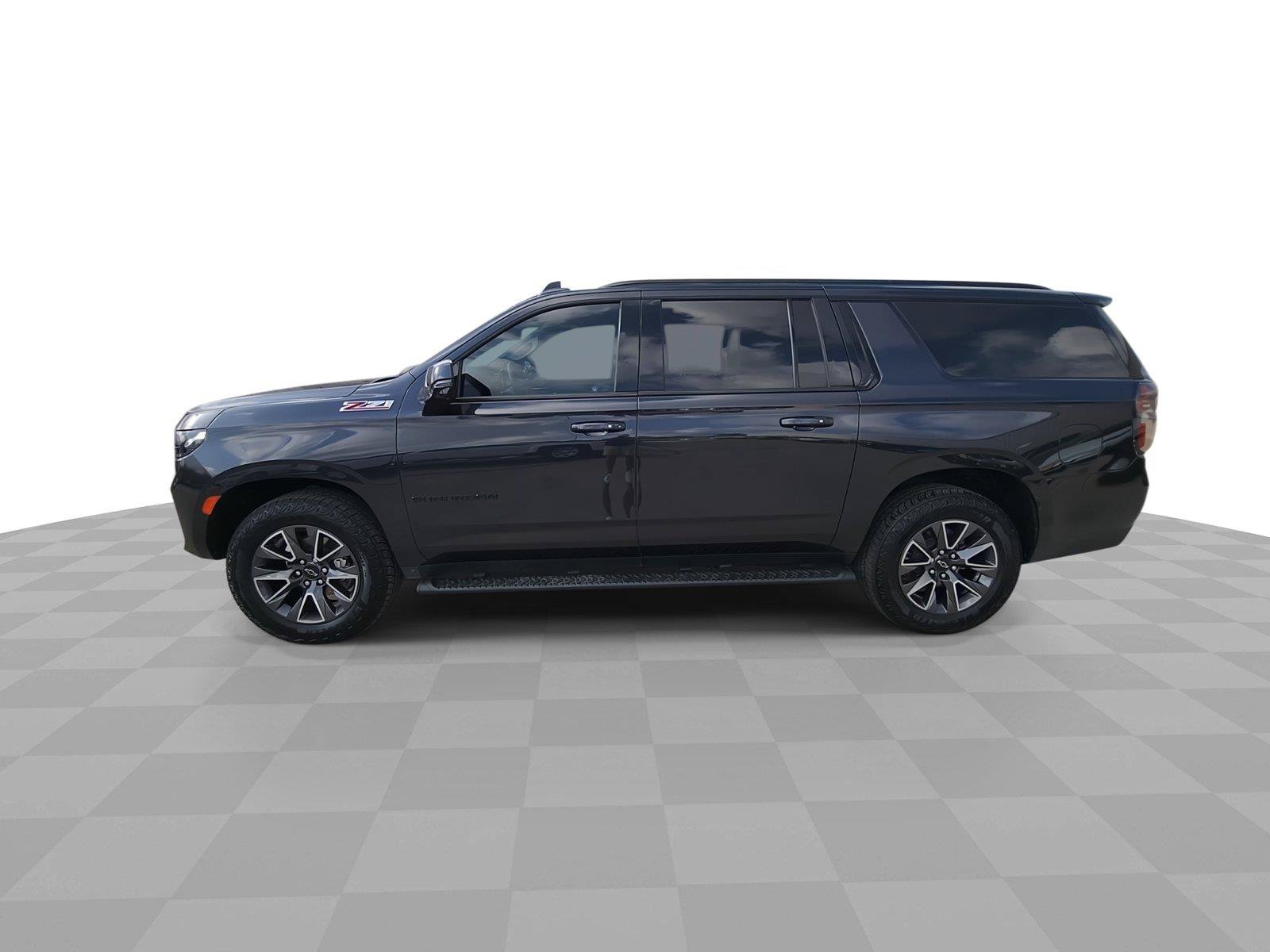 Used 2023 Chevrolet Suburban Z71 w/ Luxury Package AWD/4WD image 5