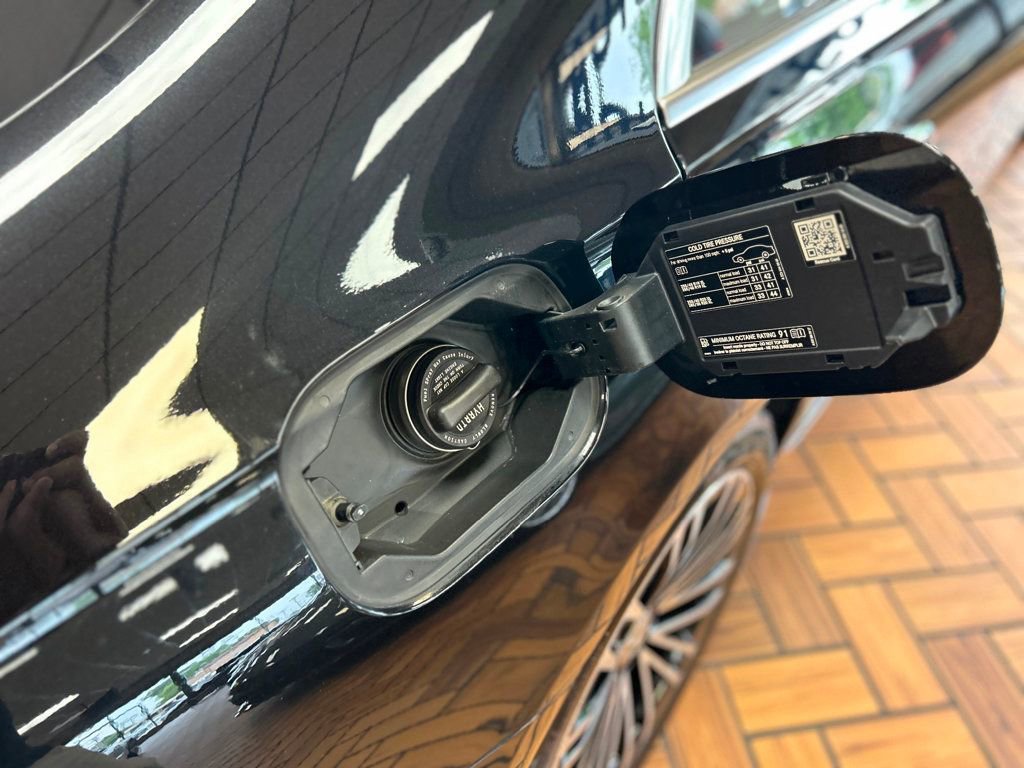 Used 2023 Mercedes-Benz S 580e 4MATIC Sedan w/ Warmth & Comfort Package image 48