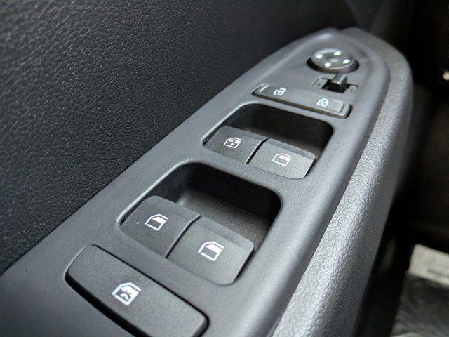 New 2026 Hyundai Venue SEL image 17