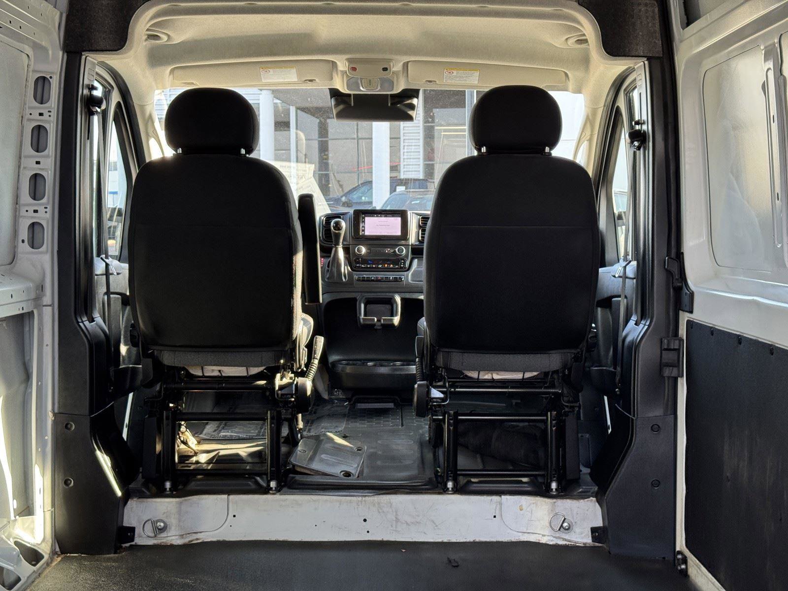 Used 2025 RAM ProMaster 2500 w/ Convenience Group image 13