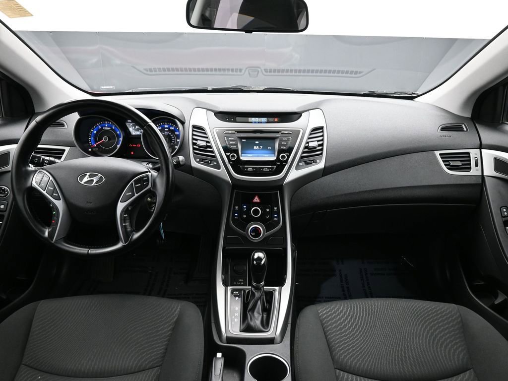 Used 2015 Hyundai Elantra SE w/ Option Group 03 image 12