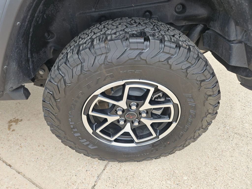 Used 2025 Jeep Wrangler Unlimited Rubicon image 25