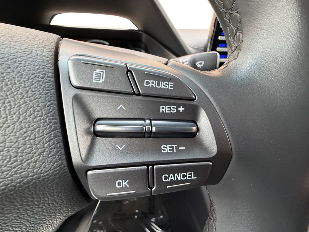 Used 2020 Hyundai Ioniq SE image 24