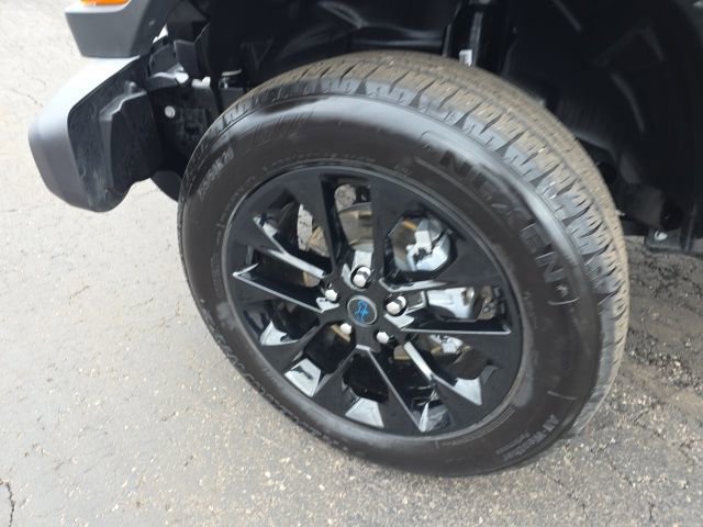 Used 2025 Jeep Wrangler Unlimited Sahara w/ Safety Group image 57